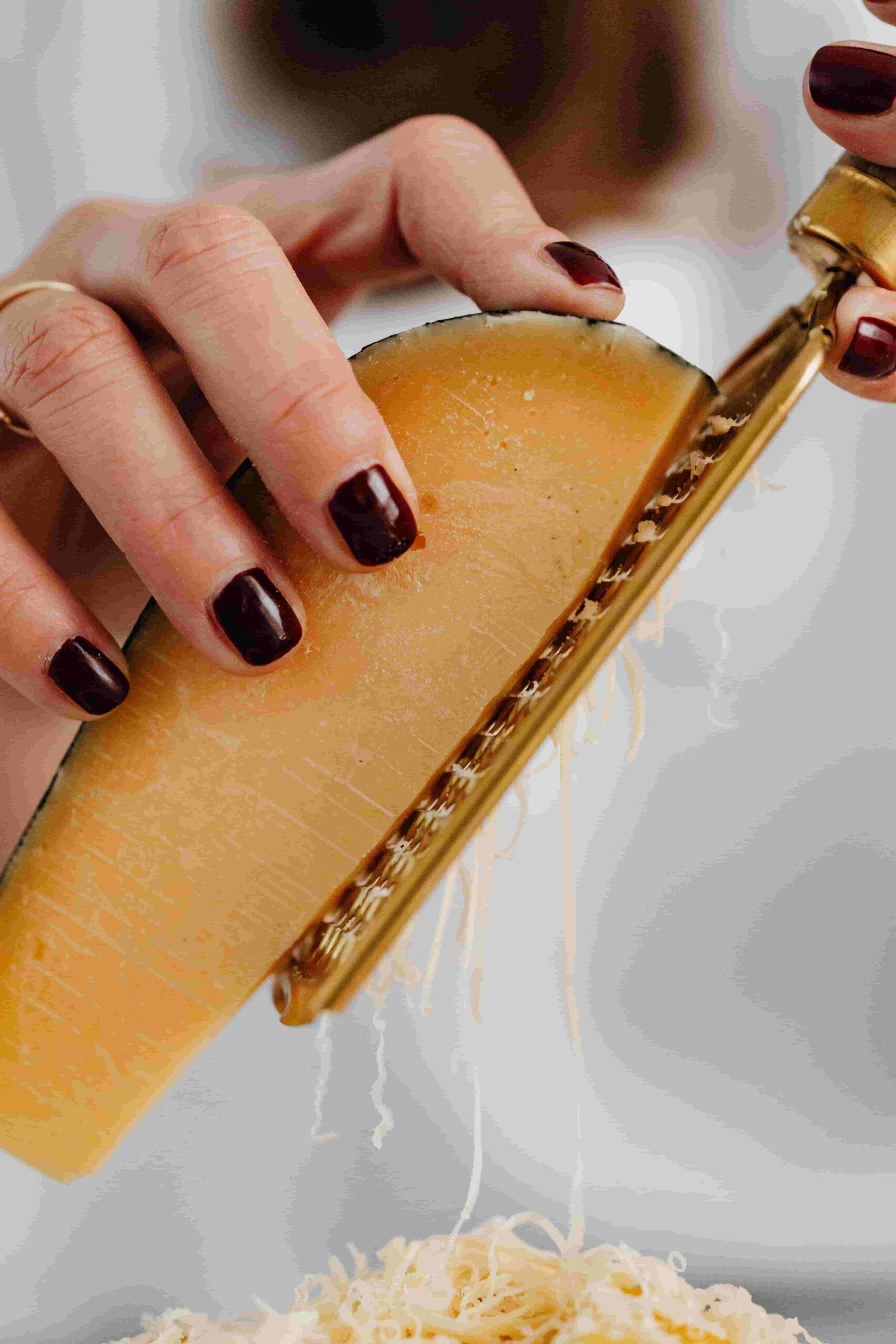 Block cheese compared with shredded cheese